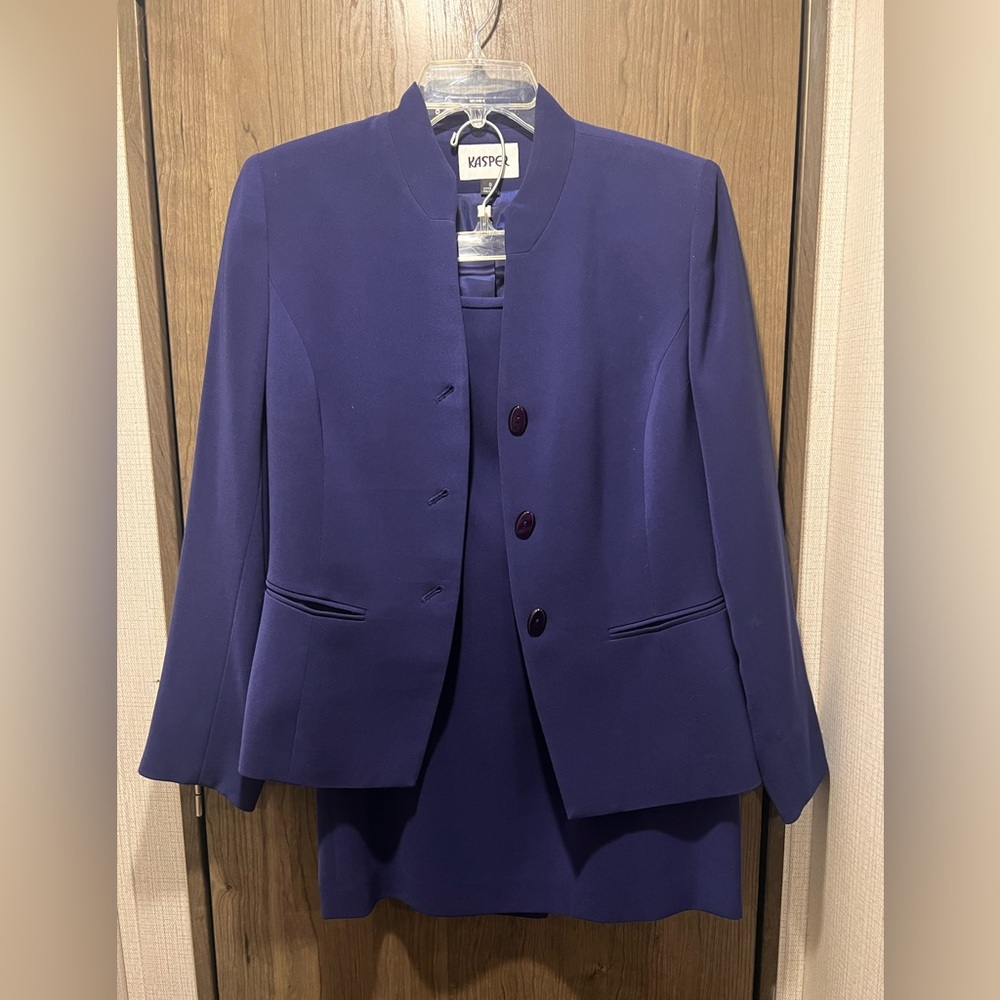 Kasper women’s skirt suit 8 navy blue classic holiday church